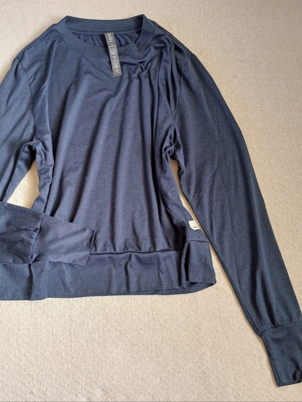 vuori ♡ crewneck long sleeve blue daydream gym medium